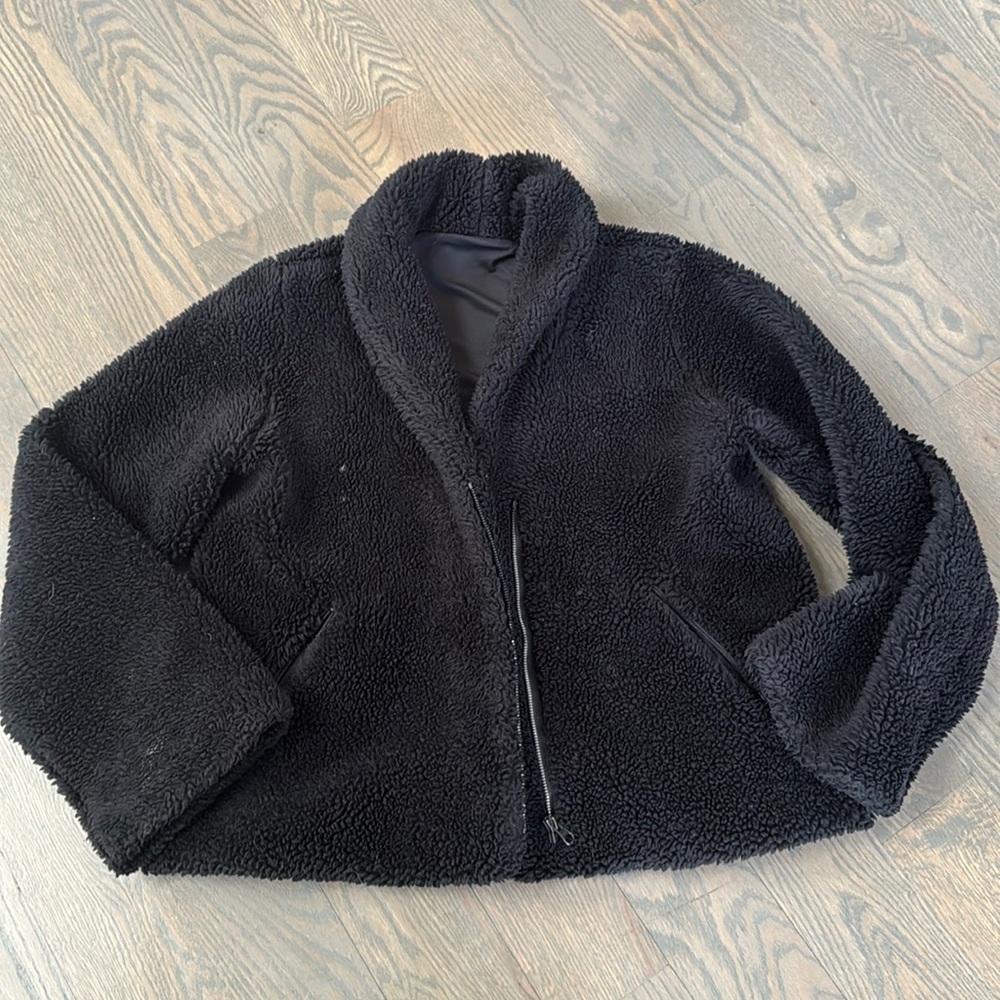 Alo Sherpa jacket